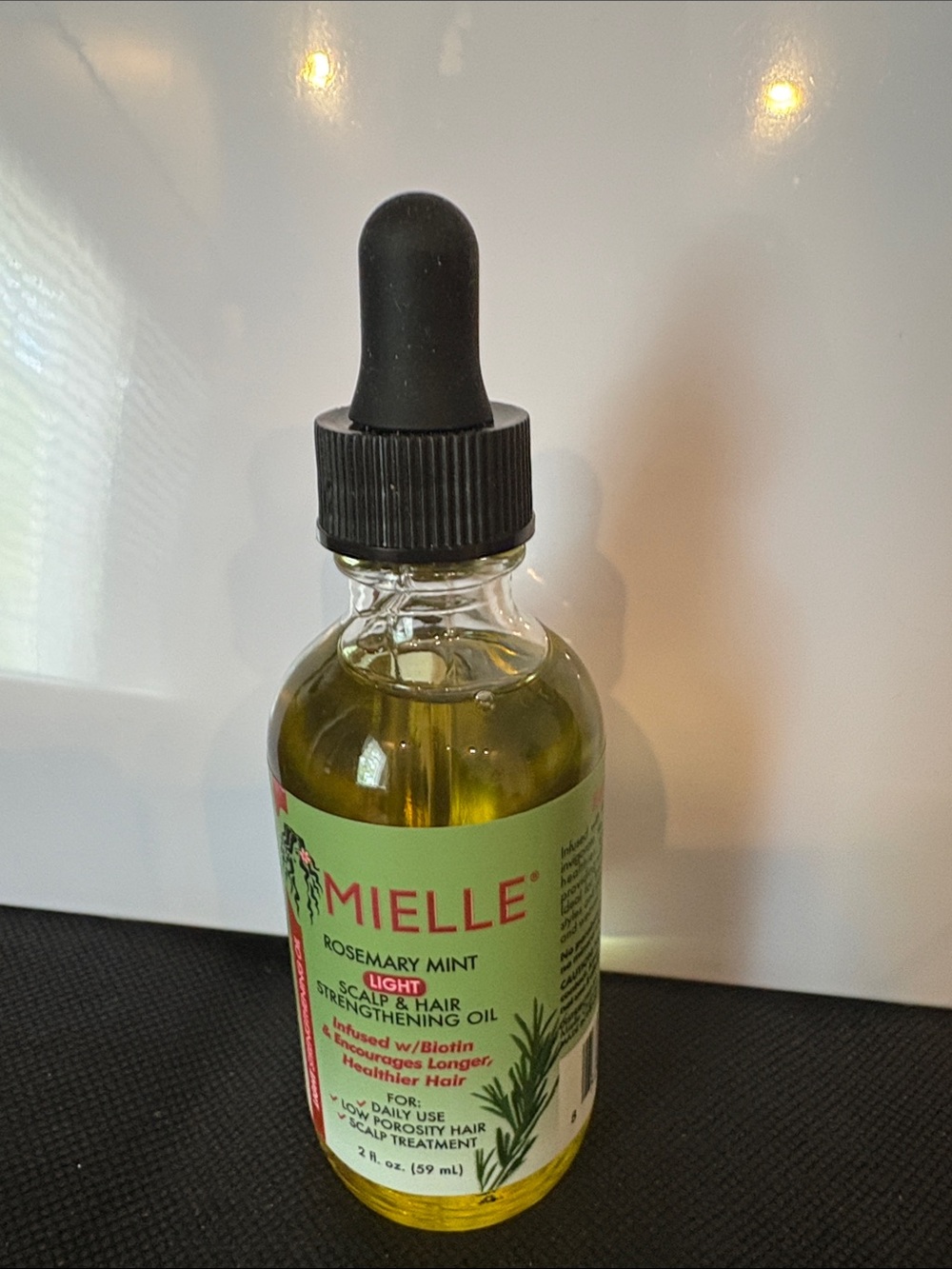MIRLLE Rosemary Mint Scalp & Hair Strengthening Oil - Green